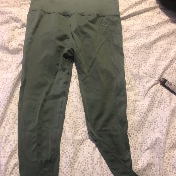 Forever 21 tights - Picture 2 of 2